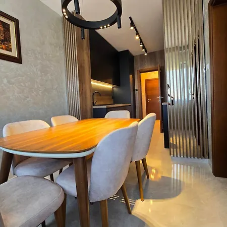 Family Lux Apartmant Апартаменты