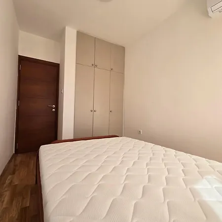 Апартаменты Family Lux Apartmant Подгорица